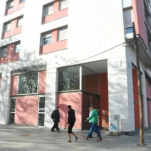 Residencia Universitaria Resa La Ciutadella Апартаменты